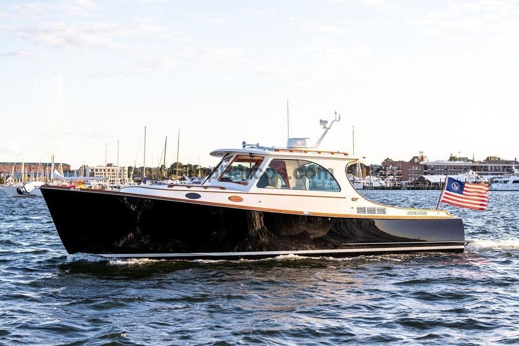 37’ Hinckley MKIII Picnic Boat For Sale