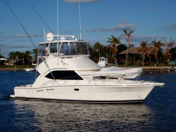 41’ Riviera 41 Flybridge For Sale