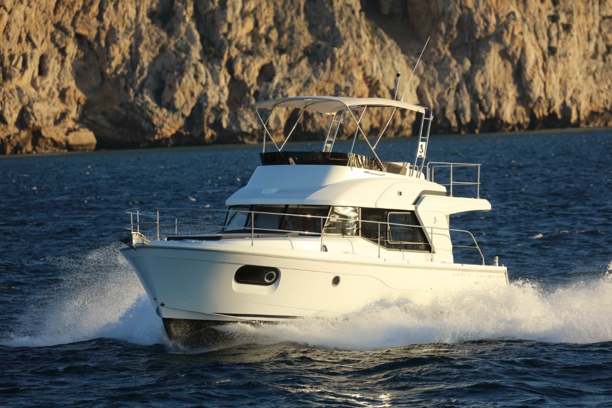 2021 Beneteau Swift Trawler 35